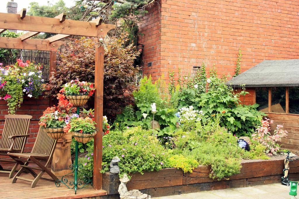 Laurels Bed and Breakfast Oswestry Eksteriør billede